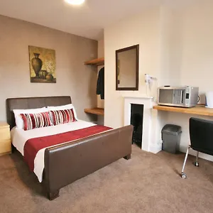 By Roomsbooked Cheltenham